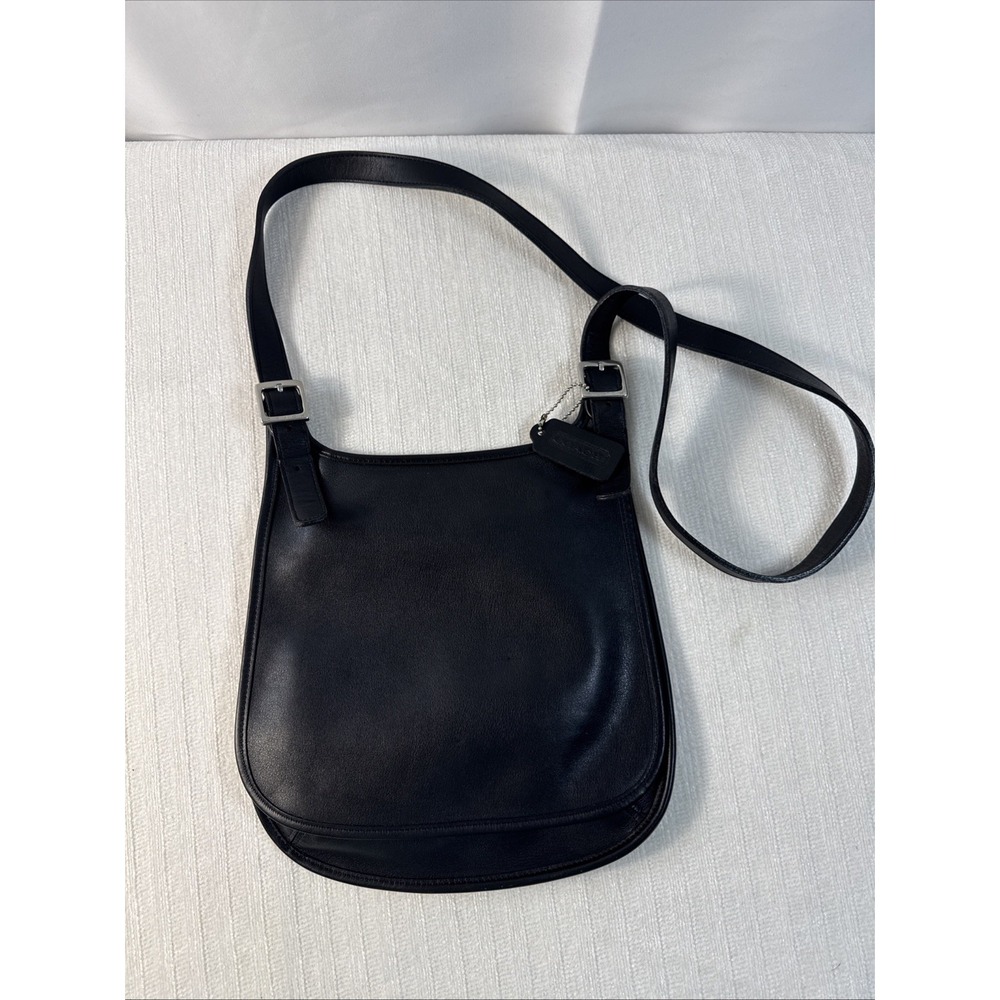 Vintage COACH SLIM HIPPIE FLAT Bag Small Black Leather Crossbody Flap Purse 9135